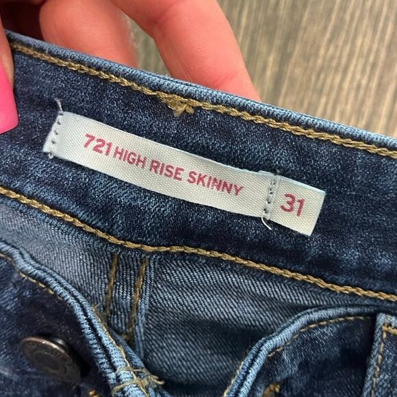 Levi's 721 High-Rise Skinny Jeans Denim Cotton Blend Dark Wash Blue Size 31 - Picture 6 of 12